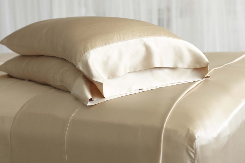 The benefits of silk pillow cases - Johannesburg & Cape Town